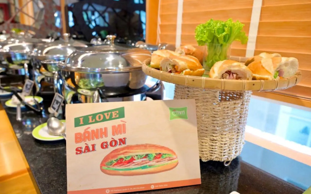 EMM Hotel Saigon
