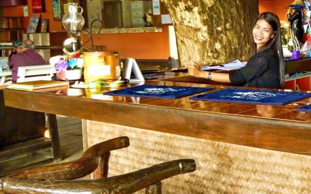 Hollanda Montri Guesthouse