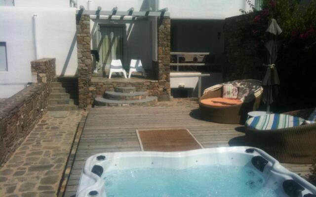 Sea Side Studios & Houses