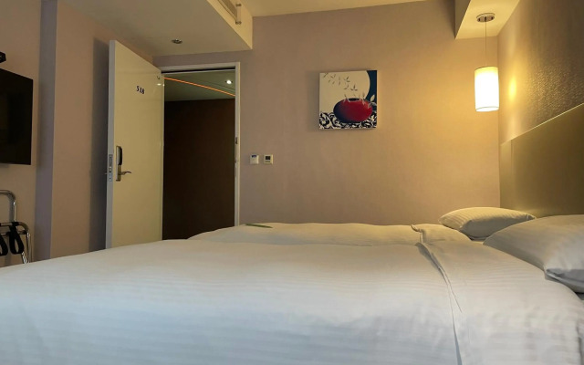 Forward Hotel Taipei