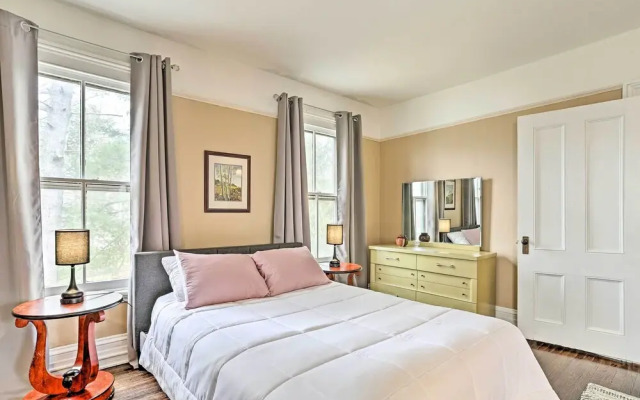 Historic Poughkeepsie Apt - Walkable Location