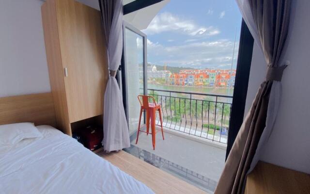 3 Rau House Grand World Phu Quoc