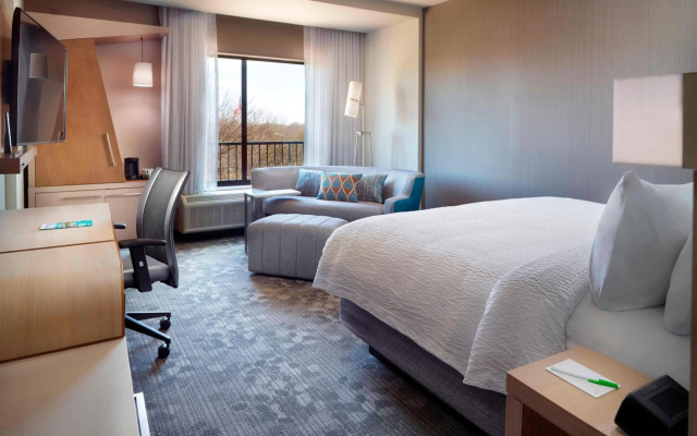 Courtyard by Marriott LaGrange