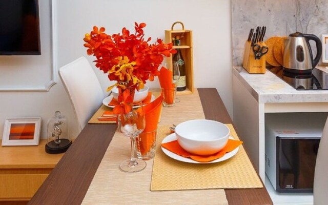 Aristo 2 Beach Front - by Holy Cow 213