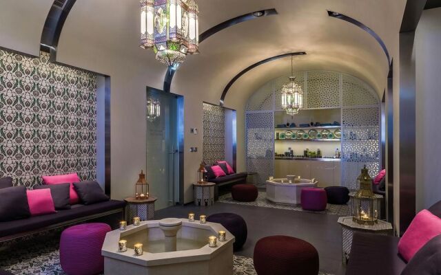 Ishraq Al Bustan Hotel