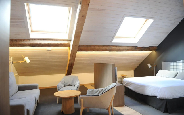 Hostal Lola