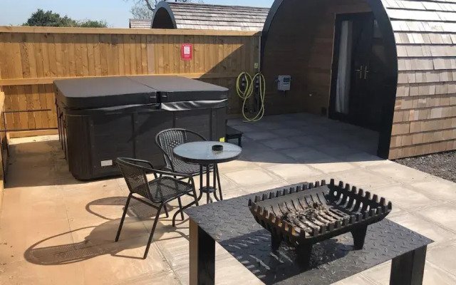 Cheshire Glamping Pods