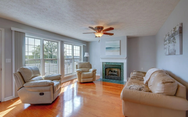 Tennessee Vacation Rental w/ Balcony!