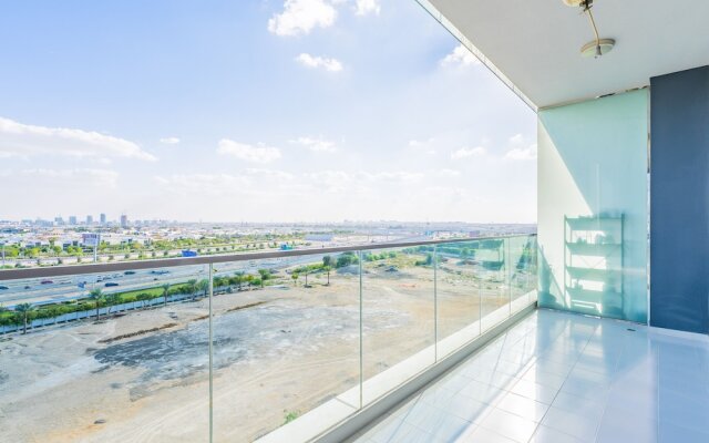 Exquisite Studio With Breathtaking Cityscape View