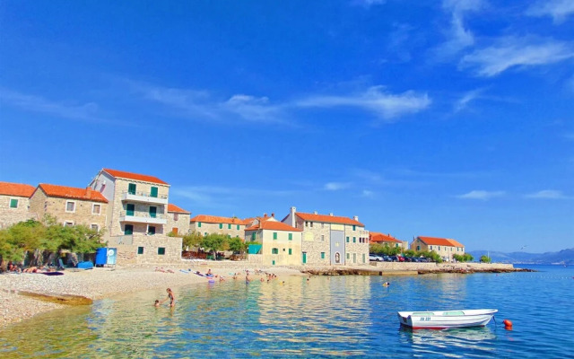 Apartments Mare