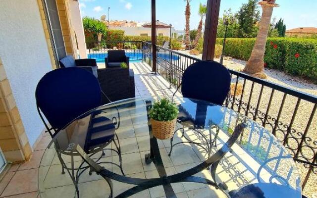 Villa Elysium, 3 bedrooms, pool, sea view & wifi