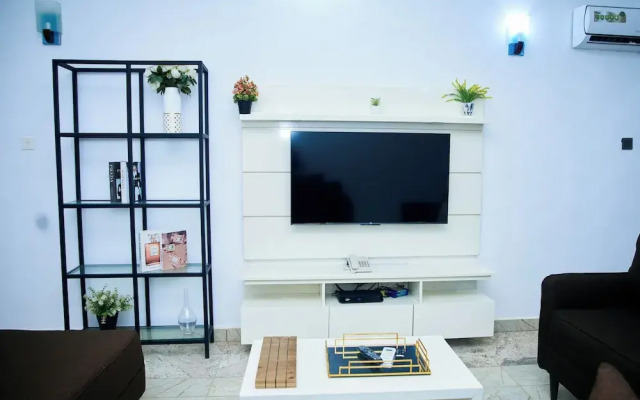 The12 by Naji Resort