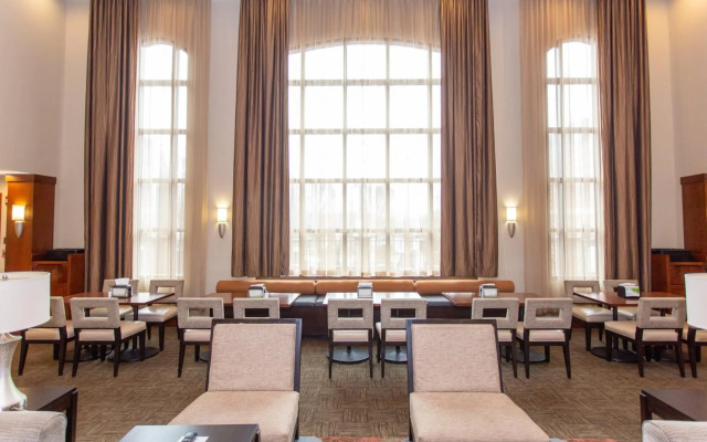 Staybridge Suites Bowling Green by IHG