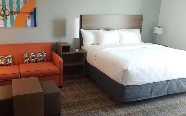 MainStay Suites