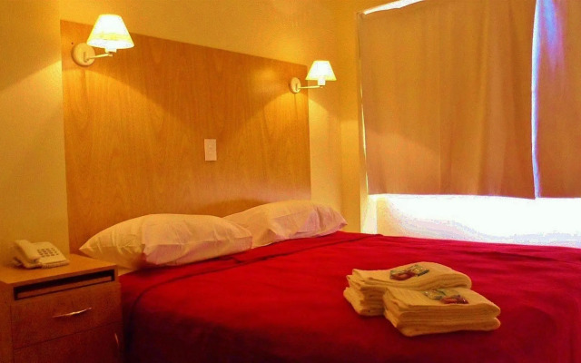 Juramento de Lealtad Townhouse Hotel