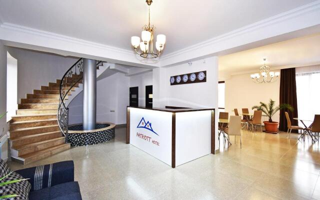Patriott Hotel