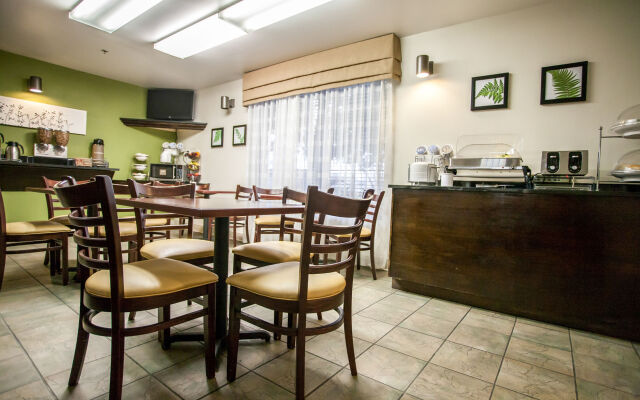 Sleep Inn & Suites Metairie