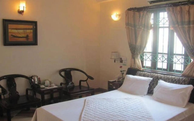 A25 Hotel - Doi Can 1