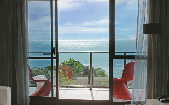 Cairns Plaza Hotel