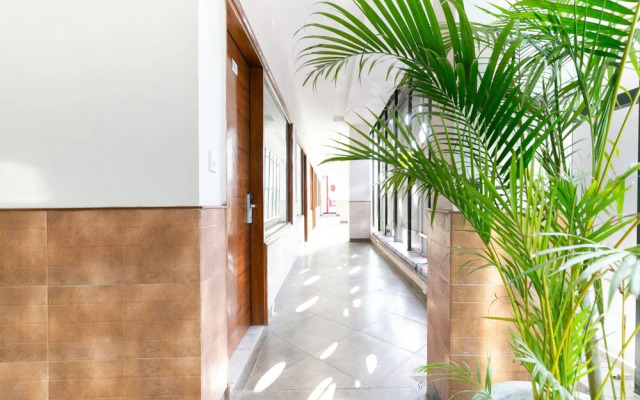 OYO 35938 Hotel Aditya & Kings