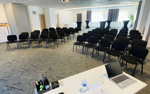 Holiday Inn Dijon Sud Longvic by IHG