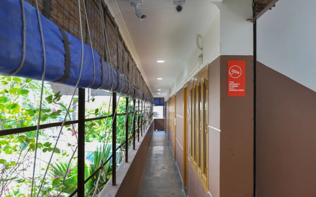 OYO 13006 Arumbakkam Inn