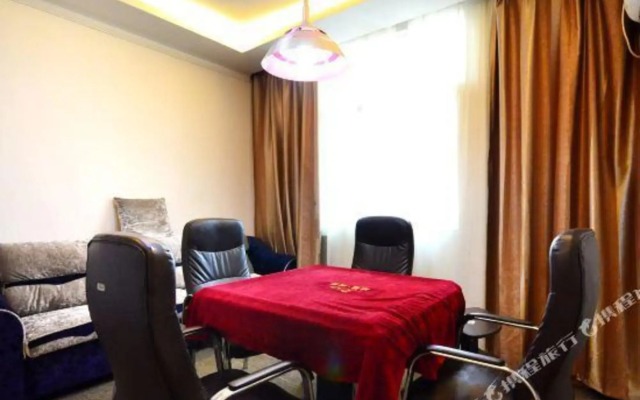 Xinruitai Business Hotel