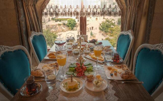 Elika Cave Suites Hotel &amp; SPA