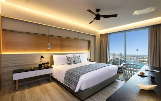 Renaissance Cancun Resort & Marina
