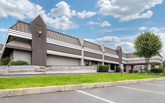 Clarion Hotel and Conference Center Harrisburg West