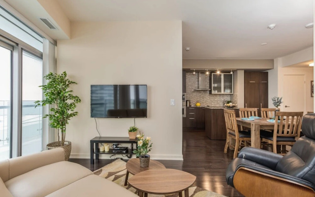 QuickStay - Upscale Condo (Lake View)