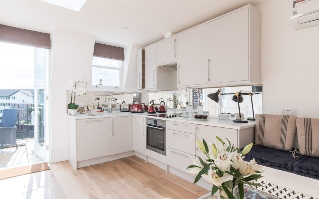 Fulham Broadway 1 Bed - Sw Balcony - Pet Friendly