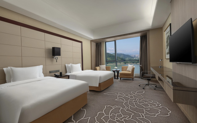 Crowne Plaza Yichang by IHG