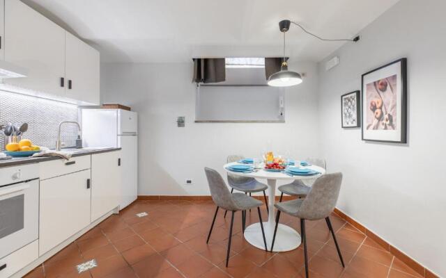 Via Veneto Newly Renovated Cozy Apartment