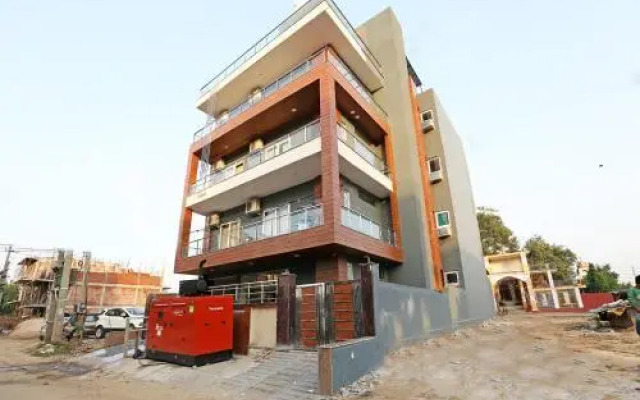 Palm Garden Suites By OYO Rooms