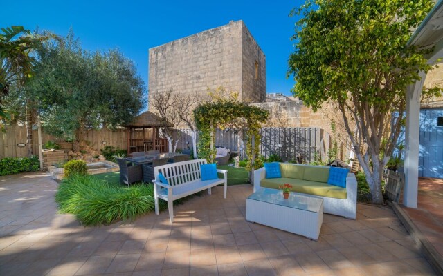 Village Knights Accommodation