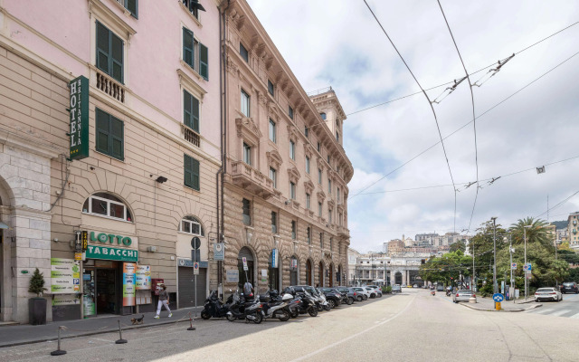 Ostello Bello Genova and Hotel Britannia