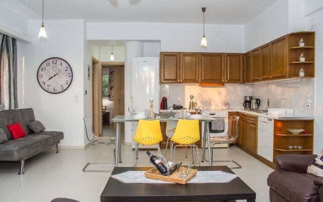 Nina's Villa, Cosy Seaview Retreat