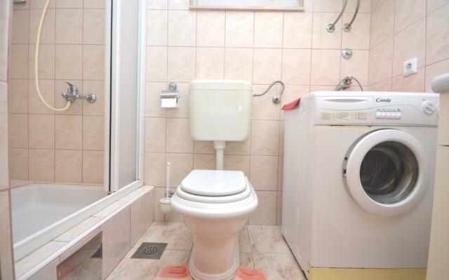 Apartments Mirta