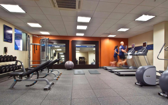 Hampton Inn & Suites Columbus-Downtown