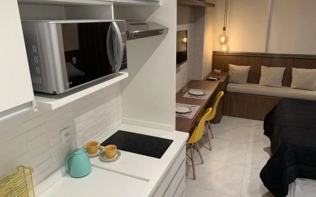 Studio prox Av Pauluista cp 908