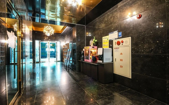 Jeonju Geumam-dong Beast