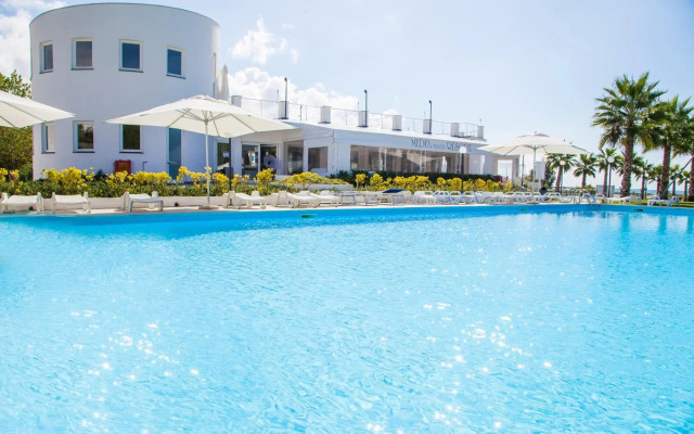 Medea Beach Resort