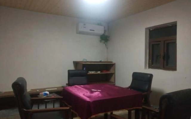 Shancheng Xiaozhan B&B