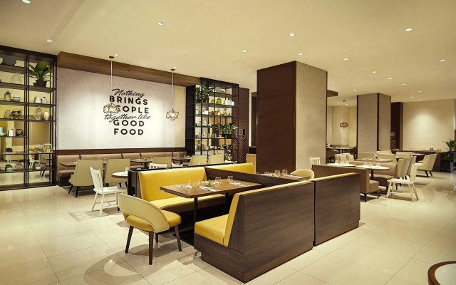 Summit Hotel Greenhills