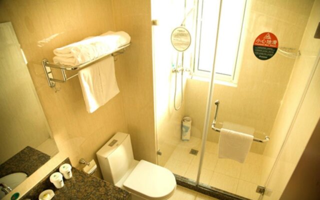 GreenTree Inn Liaoning Dalian Railway Station Expr