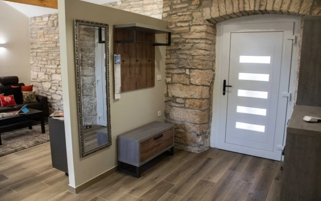 The Poolside Stone House in Bale