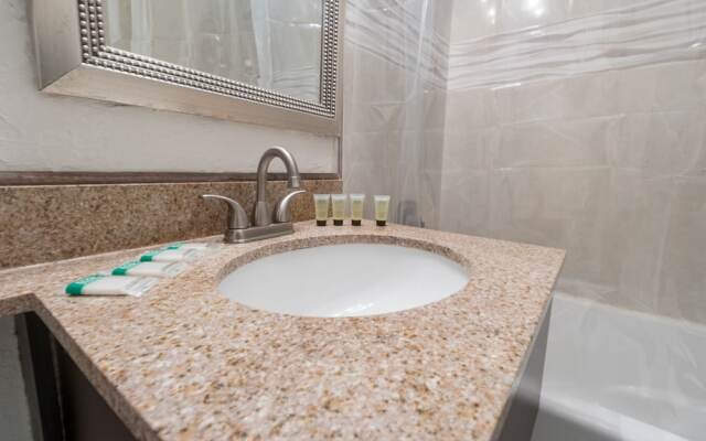 217 Hollywood Beach Resort