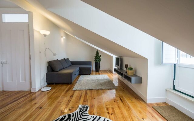Comfortable and Trendy Lisbon Apartment