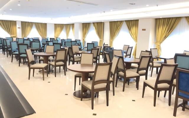 Zaha Al Madina Hotel